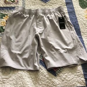 Legends 9in inseam active shorts